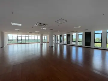 Office 220 m²