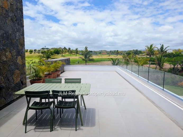 Villa contemporaine avec vue golf à louer à Haute Rive, Île Maurice