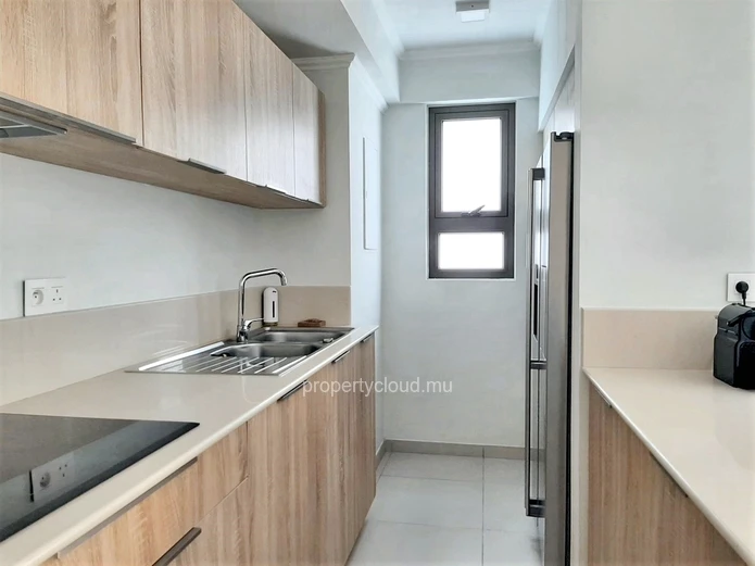 Tamarin for sale comfortable 2 bedroom apartment, located in Tamarin Bay, with access to the beach.