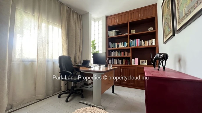 Duplex de 3 chambres de 120 m² en complexe résidentiel à Sodnac