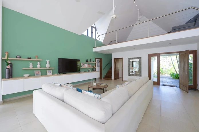 Villa Meublée avec Piscine Privée à Vendre à Cap Malheureux, Île Maurice