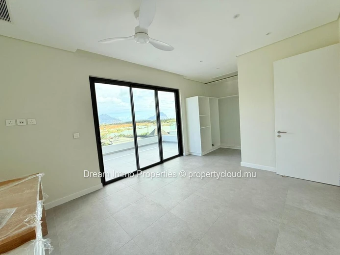 Magnifique Penthouse Vue Mer & Montagne Avec Acces A La Plage – Ile Maurice