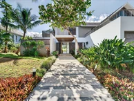 5 Bedroom Villa