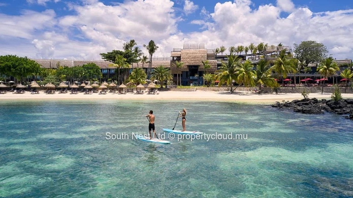 Penthouse avec piscine privée et vue imprenable sur la mer
