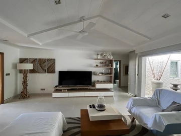 3 Bedroom Villa