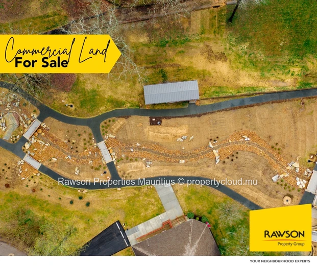 Commercial Land Of 2.8 Arpents