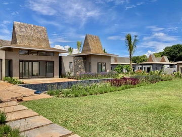 4 Bedroom Villa