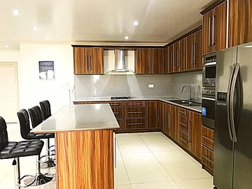 Appartement de 4 Chambres