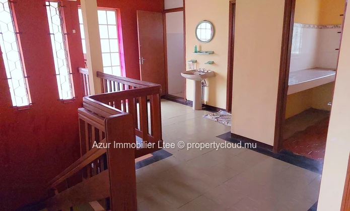 BAIE DU TOMBEAU : 6-bedroom house