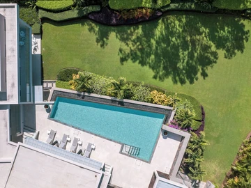 5 Bedroom Villa