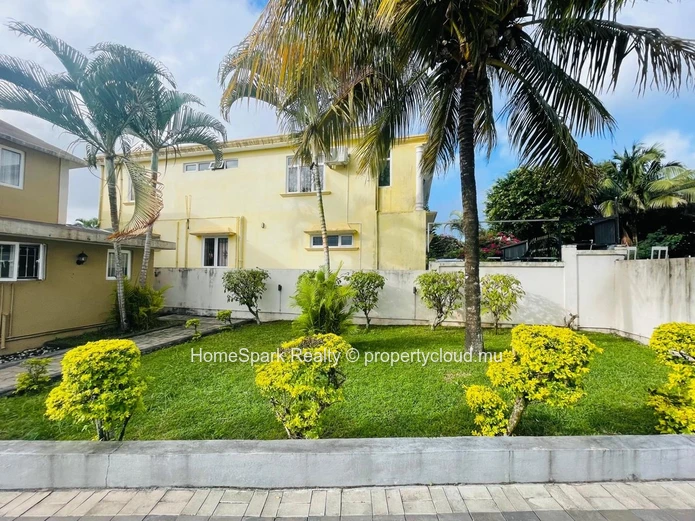 Lovely 4-Bedroom Family Home for Sale 