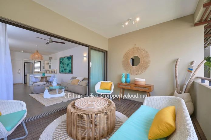 Appartement RES 2 chambres à vendre à Grand Baie avec piscine