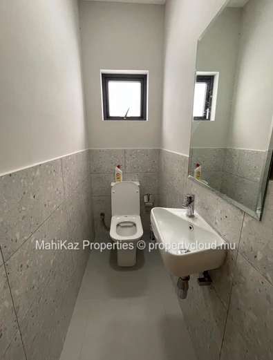 Modern Townhouse for Rent in Trianon, Mauritius – Fully Furnished & Secure Living