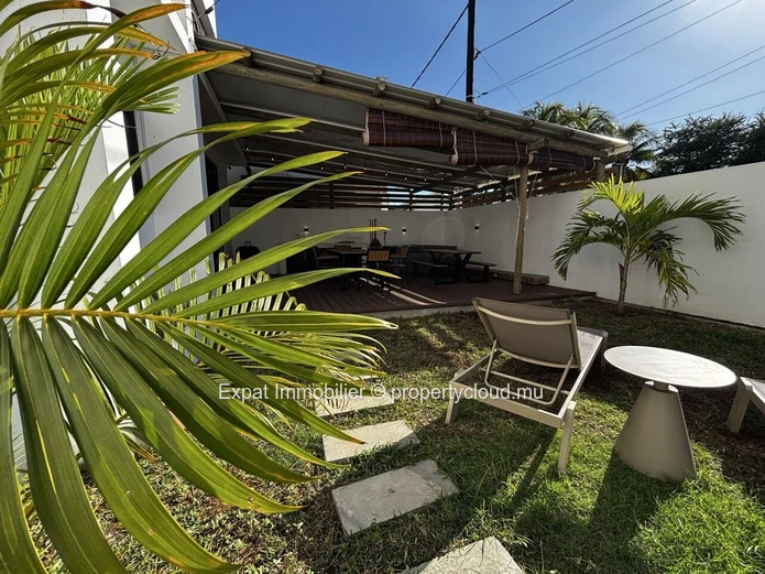 Contemporary 3-Bedroom Ground-Floor Apartment Just A Few Steps From The Sea – Trou Aux Biches