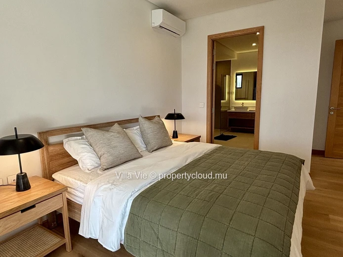 Belle Vue - Beautiful 4-bedroom apartment with stunning views (Sole Mandate)