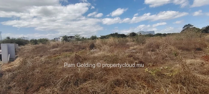 Prime Residential Land for Sale in Magenta Parkside