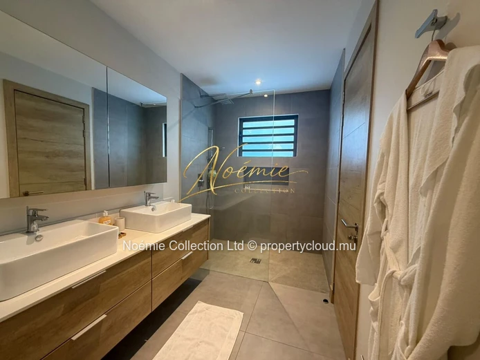 Luxueuse villa à vendre dans une residence sécurisée