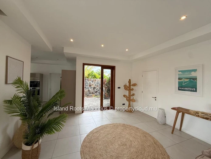 Long-Term Rental: Luxurious 4-Bedroom Villa at Cap Malheureux