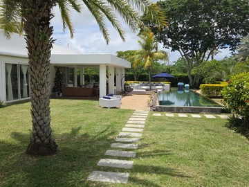 4 Bedroom Villa