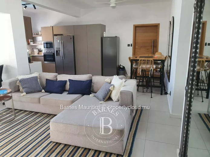 TAMARIN – Beautiful penthouse with sea view – 3 bedrooms