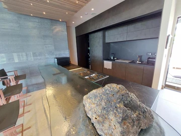 5 Bedroom Villa