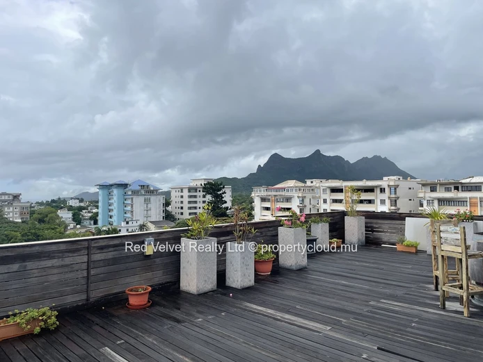 Luxury Duplex Penthouse – 570sqm Interior with 165sqm Rooftop Terrace & Mountain Views