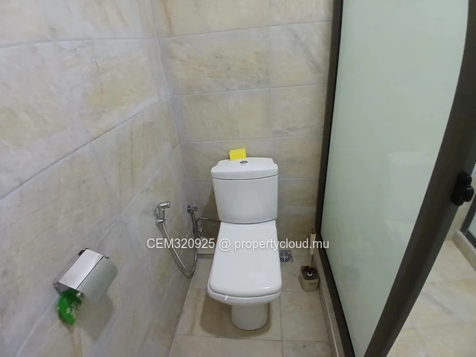 2 Bedrooms Furnished Apartment for Rent – Mont Choisy