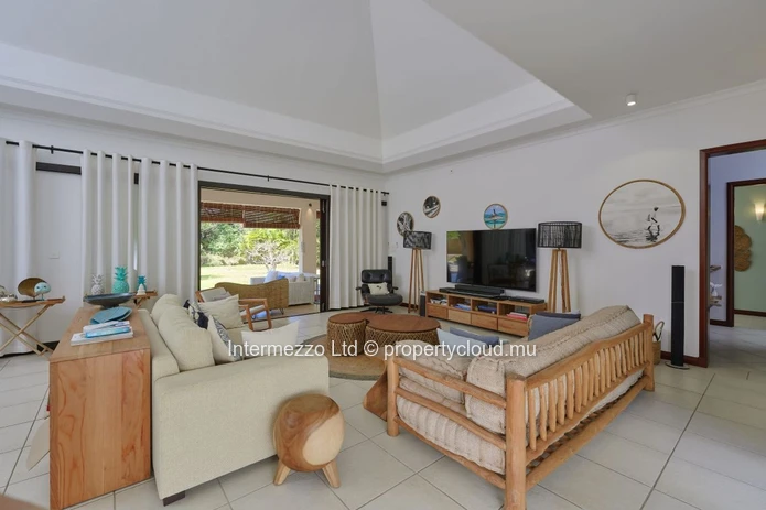 Prestige Golf Villa Tamarina | Private Pool · Mountain Views