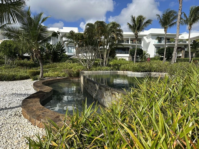 Appartement IRS 3 chambres avec piscine à vendre à Roches Noires