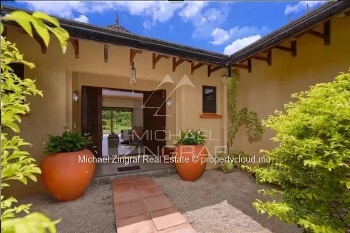 Exceptional Villa in Tamarina, Golf & Mountain Views