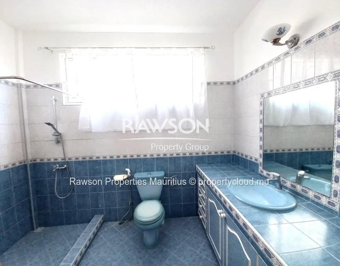 Belle Maison De 4 Chambres | Grand Jardin | À 10 Min À Pied De La Plage | Pointe Aux Canonniers