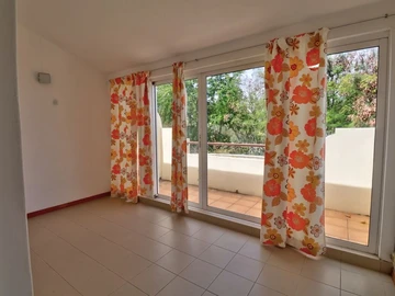 4 Bedroom Apartment
