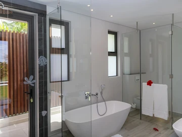 4 Bedroom Villa