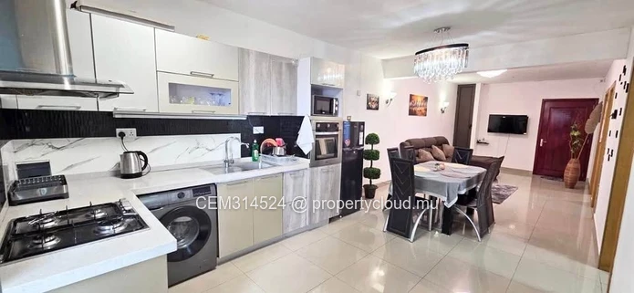 Appartement à Vendre 3 Chambres – Morcellement Palmyre, Flic en Flac
