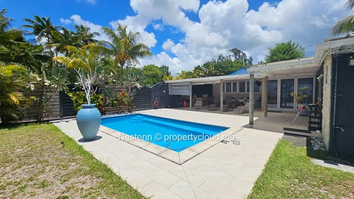 Seafront Property with Strong Investment Potential