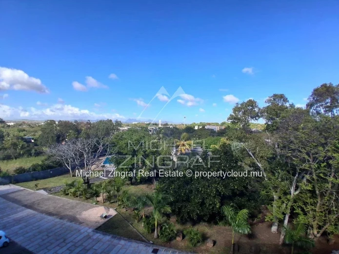 Grand Baie – Élégant Appartement avec Rooftop et Piscine Privée