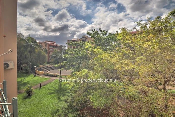 Well-Located 3-Bedroom apartment with parking 