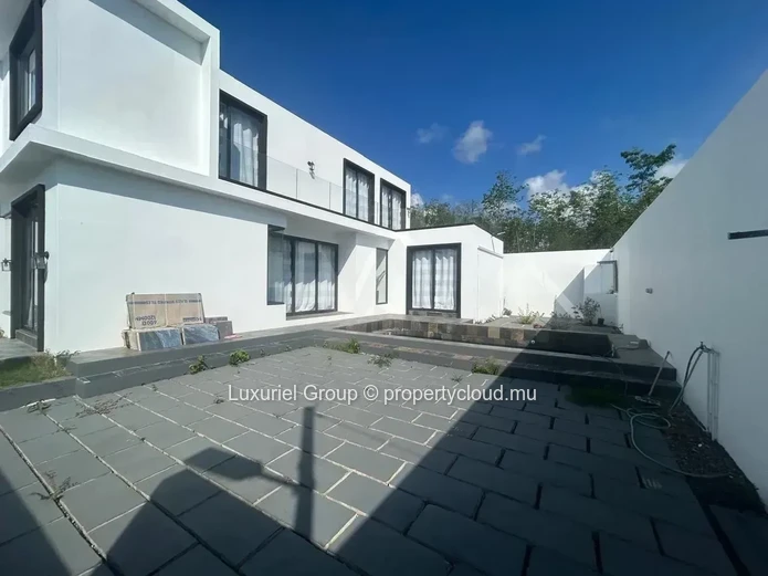 Modern Home For Rent In Trou Aux Biches