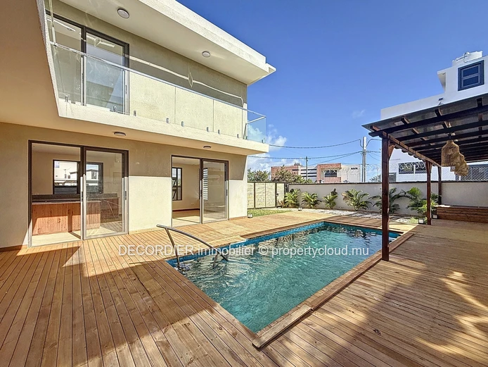 Charmante maison avec piscine
