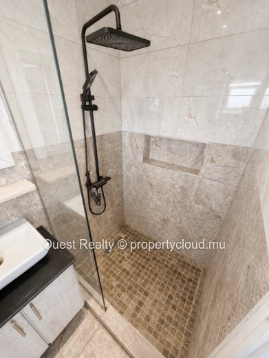 Rooftop Apartment at Ruisseau Palmyre