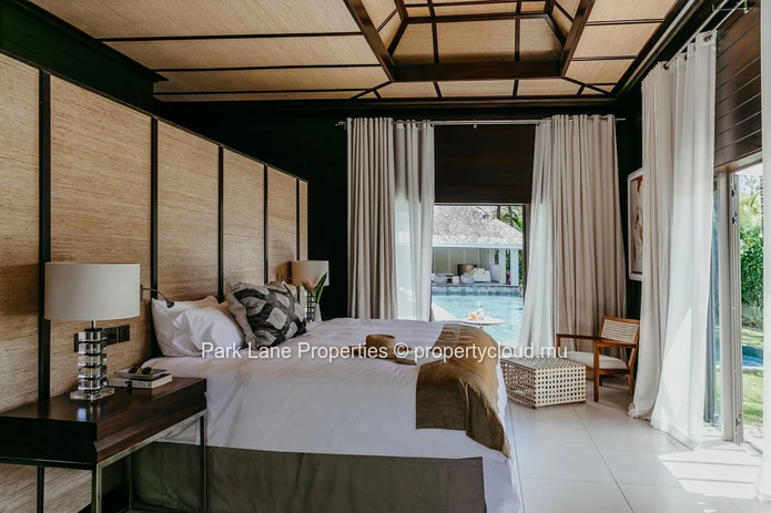 Villa de prestige avec pavillon et accès golf à Anahita – Quartier Lunea