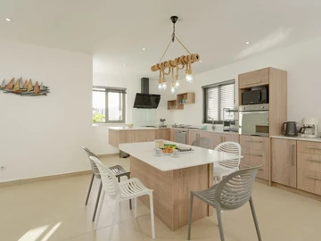 4 Bedroom Villa