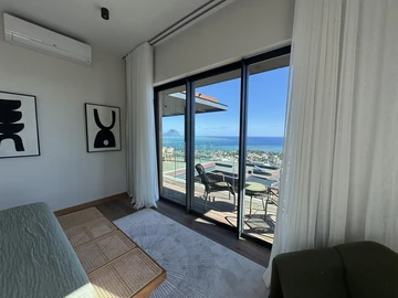 5 Bedroom Villa