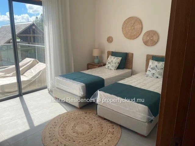 2 bedroom fully furnished penthouse with a large terrace with jacuzzi in a recent high-end and secure residence with ...