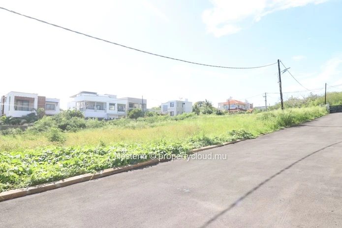 Magnifique terrain sur une propriété privée