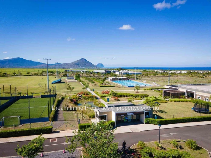 Vue Mer & Montagnes ! Appartements De Standing Proche Mer A Flic En Flac – Ile Maurice