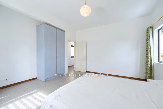 Belle Mare - Charming villa with sea and mountain views