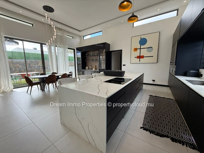 Grande villa contemporaine neuve à proximité de la mer à Grand Baie – Ile Maurice