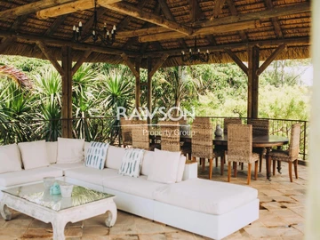 4 Bedroom Villa