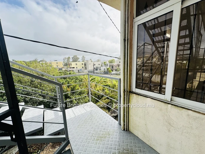 For Sale: 3-Storey House with 6 Bedrooms, Ideal for Investment